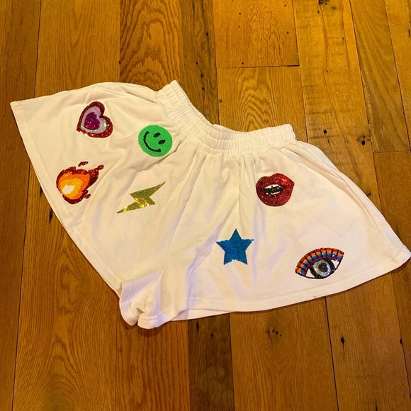 Queen of Sparkles Icon White Shorts Emoji  Sequined Motifs Size SMALL - Picture 1 of 11